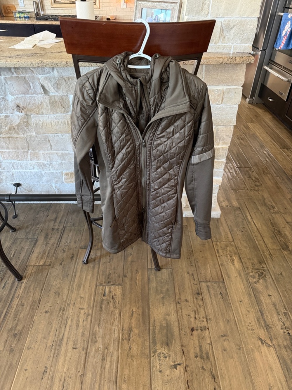 Athleta Quilted Hooded Long Puffer Jacket - Olive Green Size Small